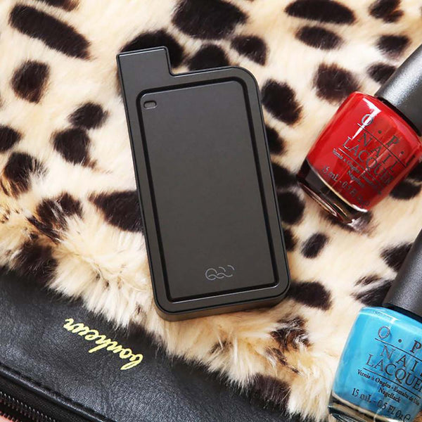 Q-SWAP 極速得電行動電源 10400_黑色