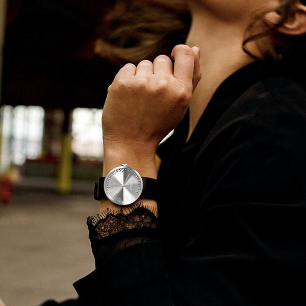 Tube watch D38_北歐工業齒輪設計真皮腕錶_不鏽鋼/黑皮帶 steel with black leather