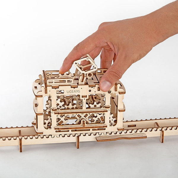 UGEARS_輕軌電車 Tram with rails