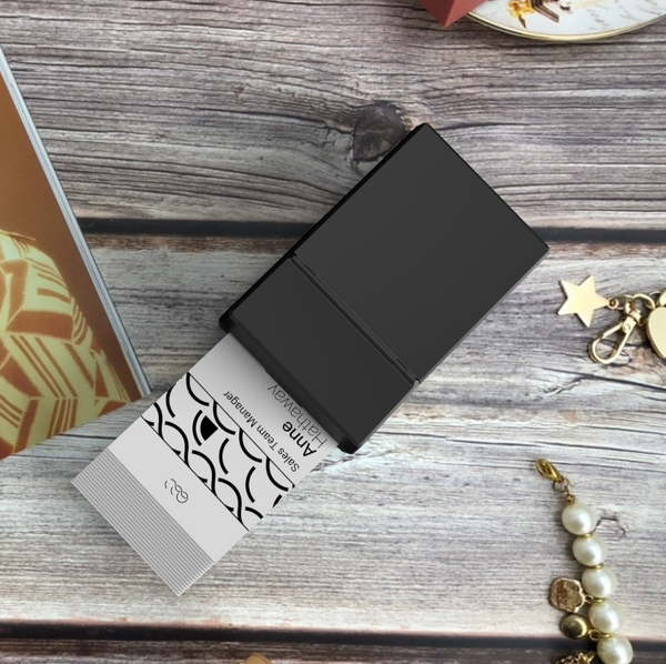 QQC CASE-10W_無線充電名片匣_黑色